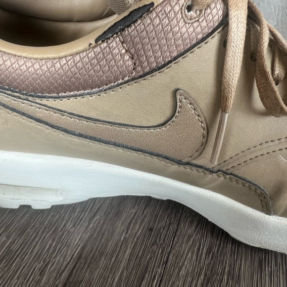 Air Max Thea Desert Camo Women’s Size 10 - Picture 8 of 8